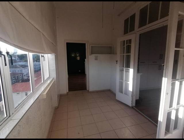 1 BEDROOM APARTMENT FOR SALE IN GLENWOOD
